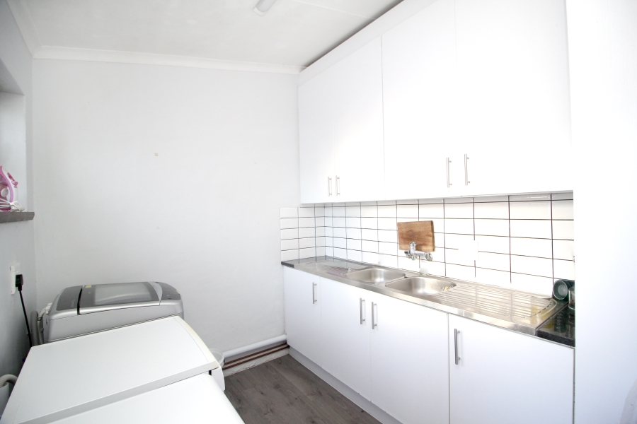 3 Bedroom Property for Sale in Heiderand Western Cape